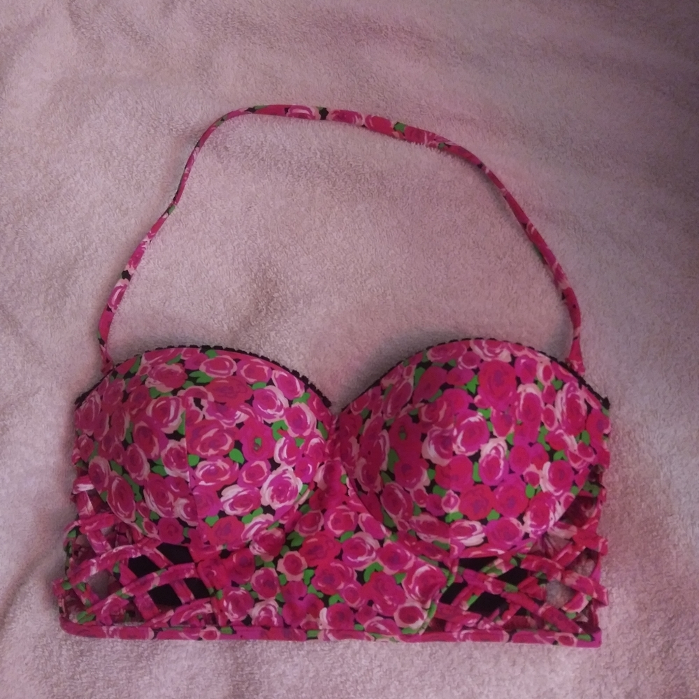 Betsey Johnson swim top!